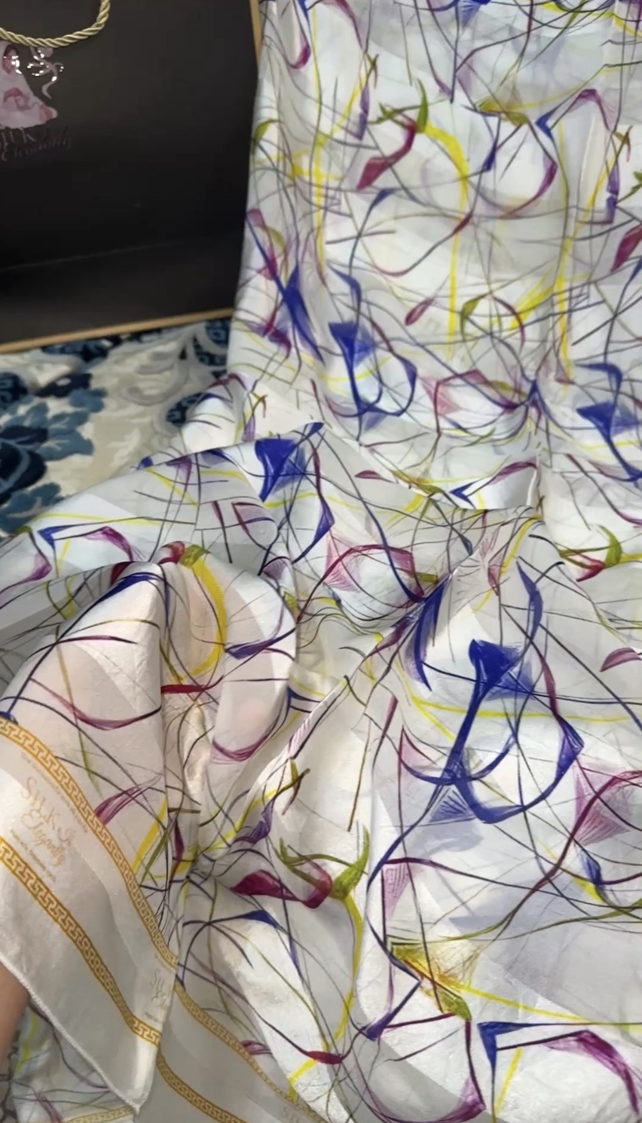 Silk Malehfa