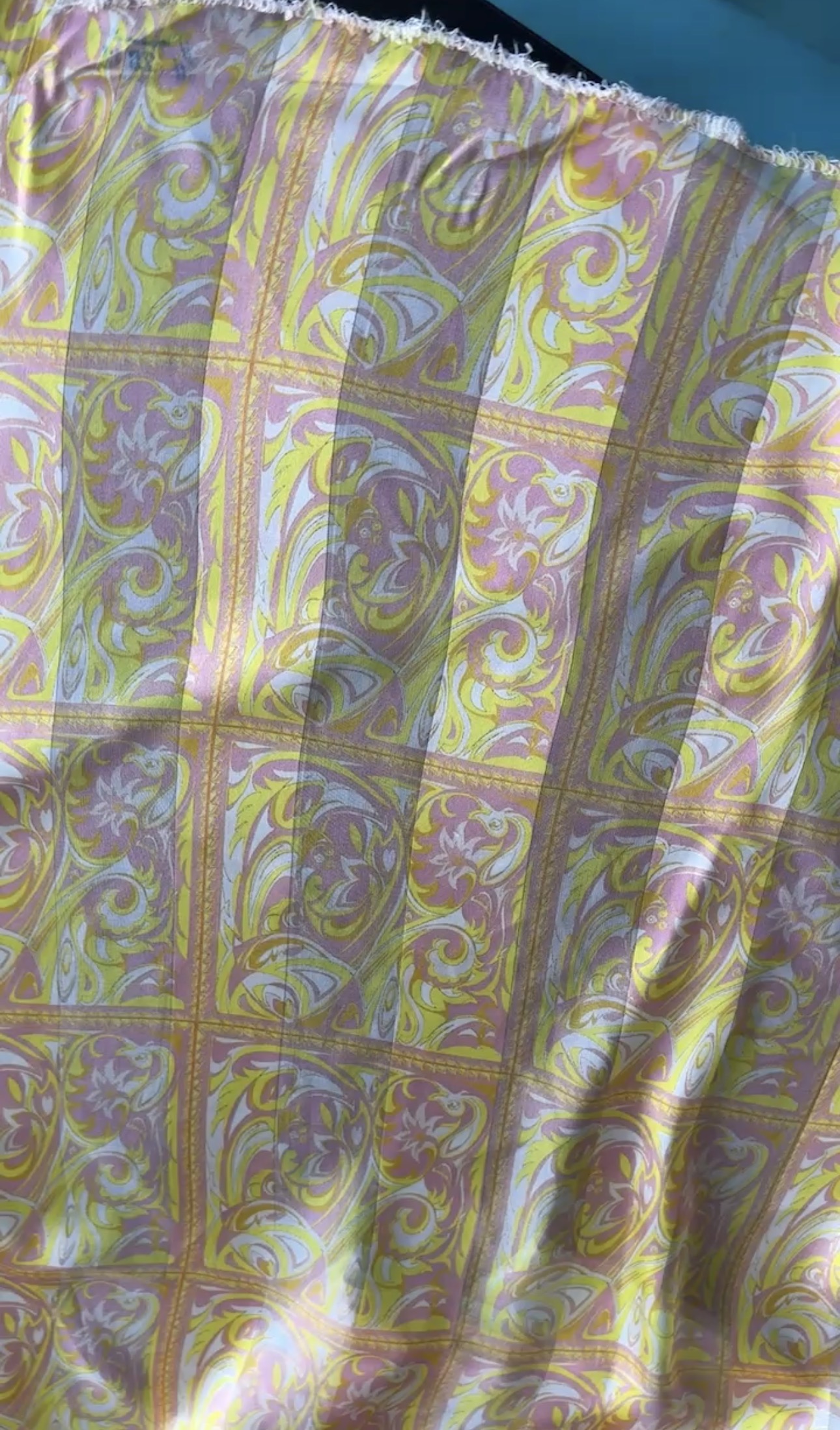 Silk Malehfa